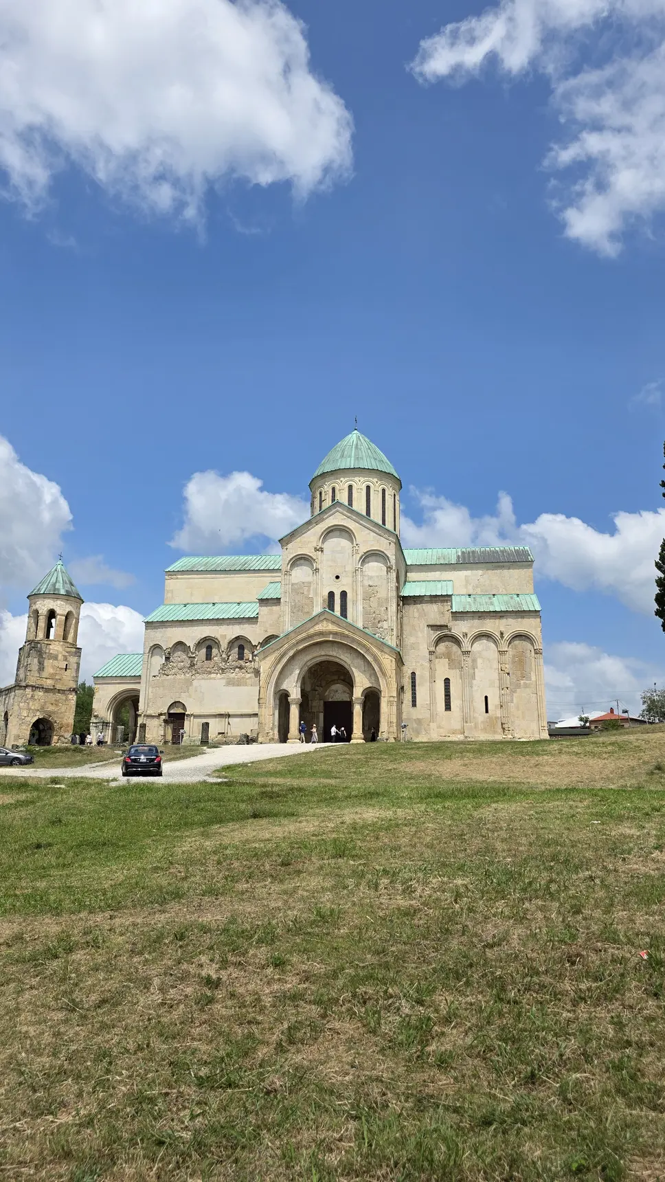 Экскурсия в пещеру Прометея и заповедник Сатаплия