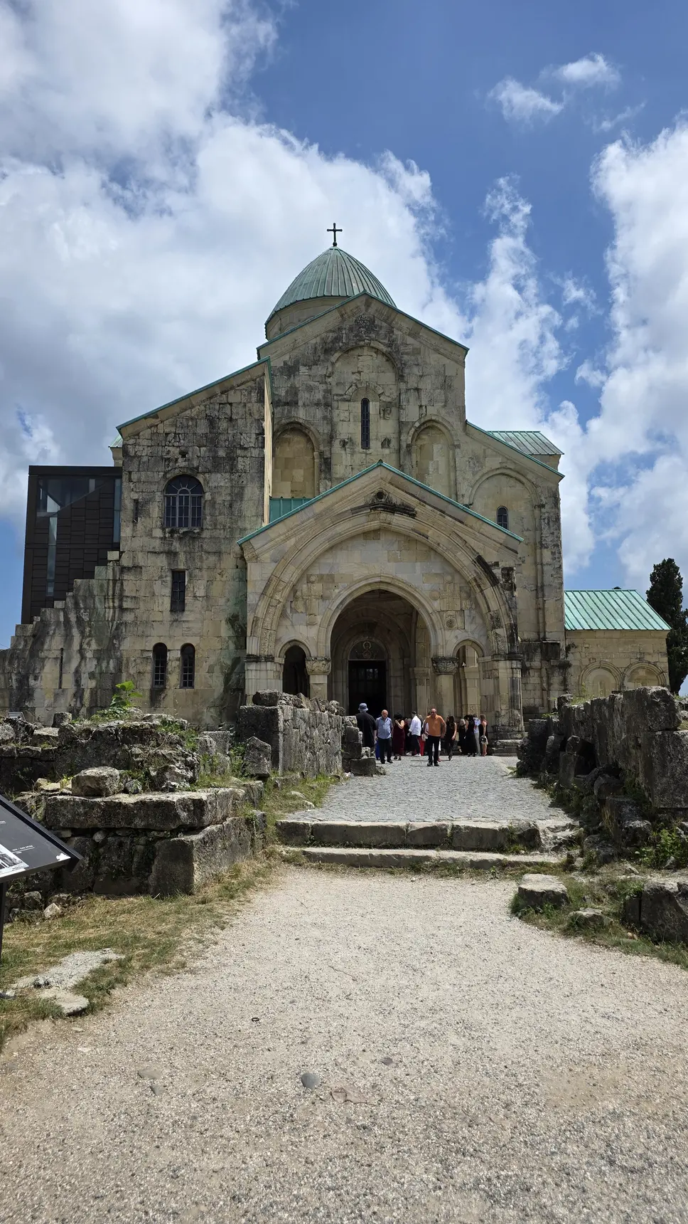 Экскурсия в пещеру Прометея и заповедник Сатаплия